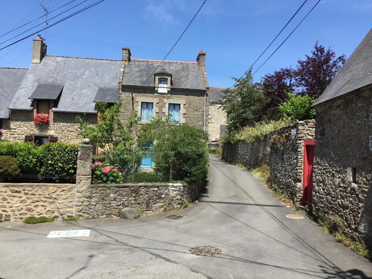 Gite Ker Mamie Villa Saint-Lunaire Exterior photo